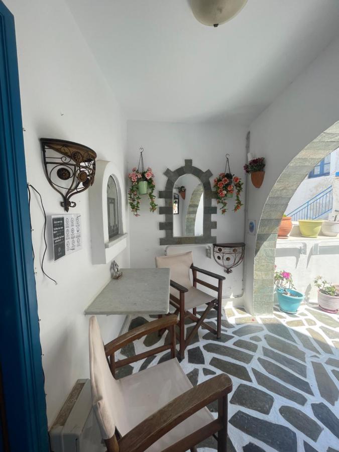 Hotel Burgos Barrio Naxos City Exterior foto